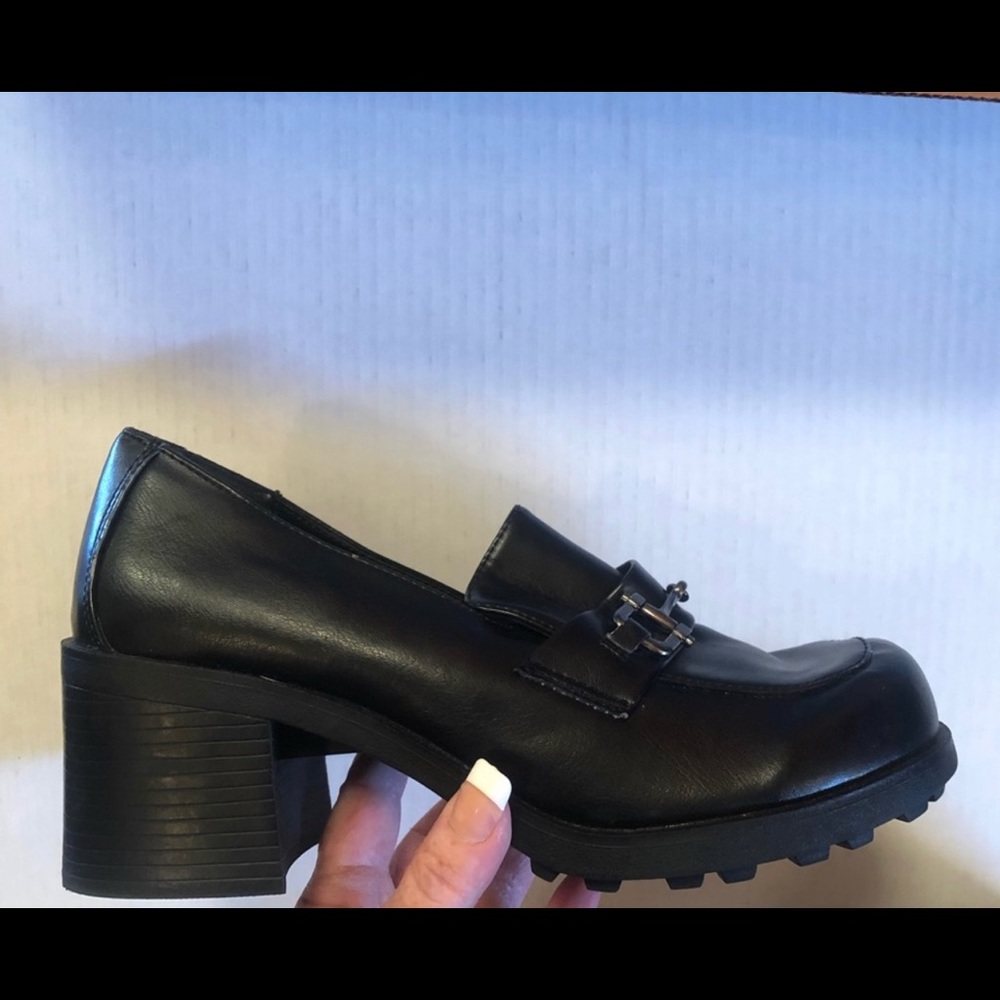 Vintage Y2K chunky shoes Lower East Side size 9